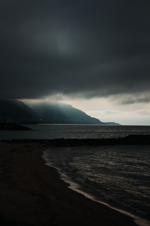 Storm over the coast by Vedat Kandemir on Pexels