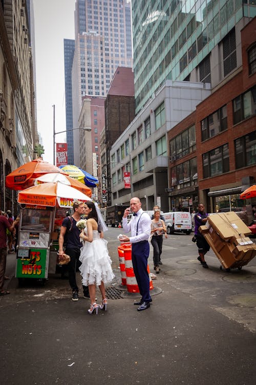 Foto stok gratis Bingung, gaun pengantin, kota New York