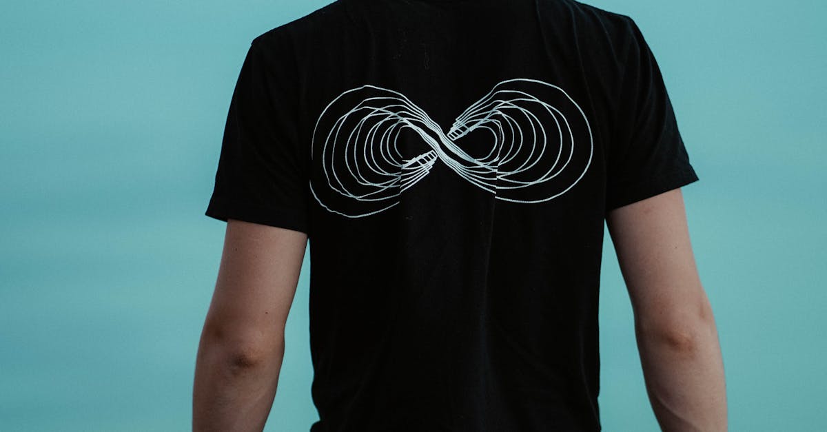 How to wear a graduation cap with curly hair guys
