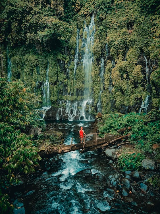 Free Long-Exposure Photography of Waterfalls Stock Photo