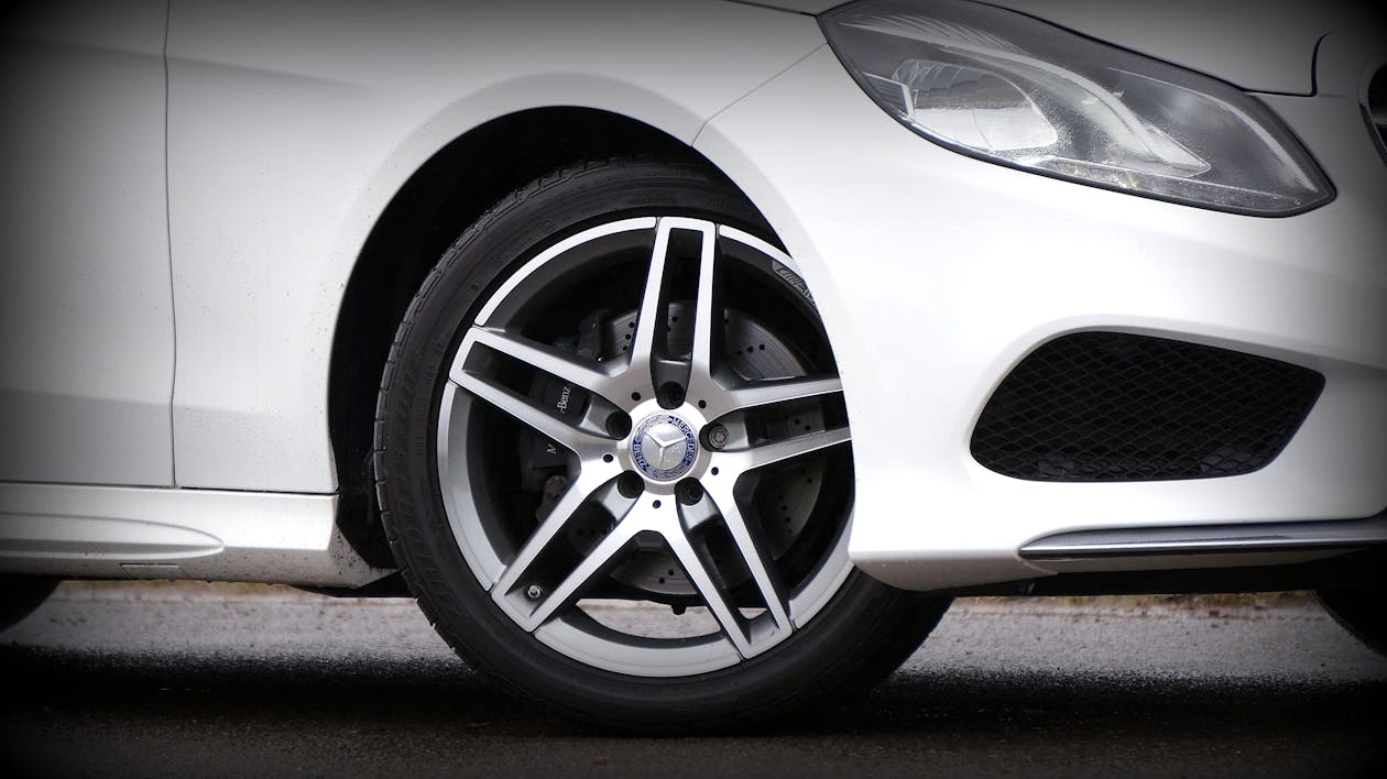 White Mercedes-benz 5-spoke Wheel and Tire