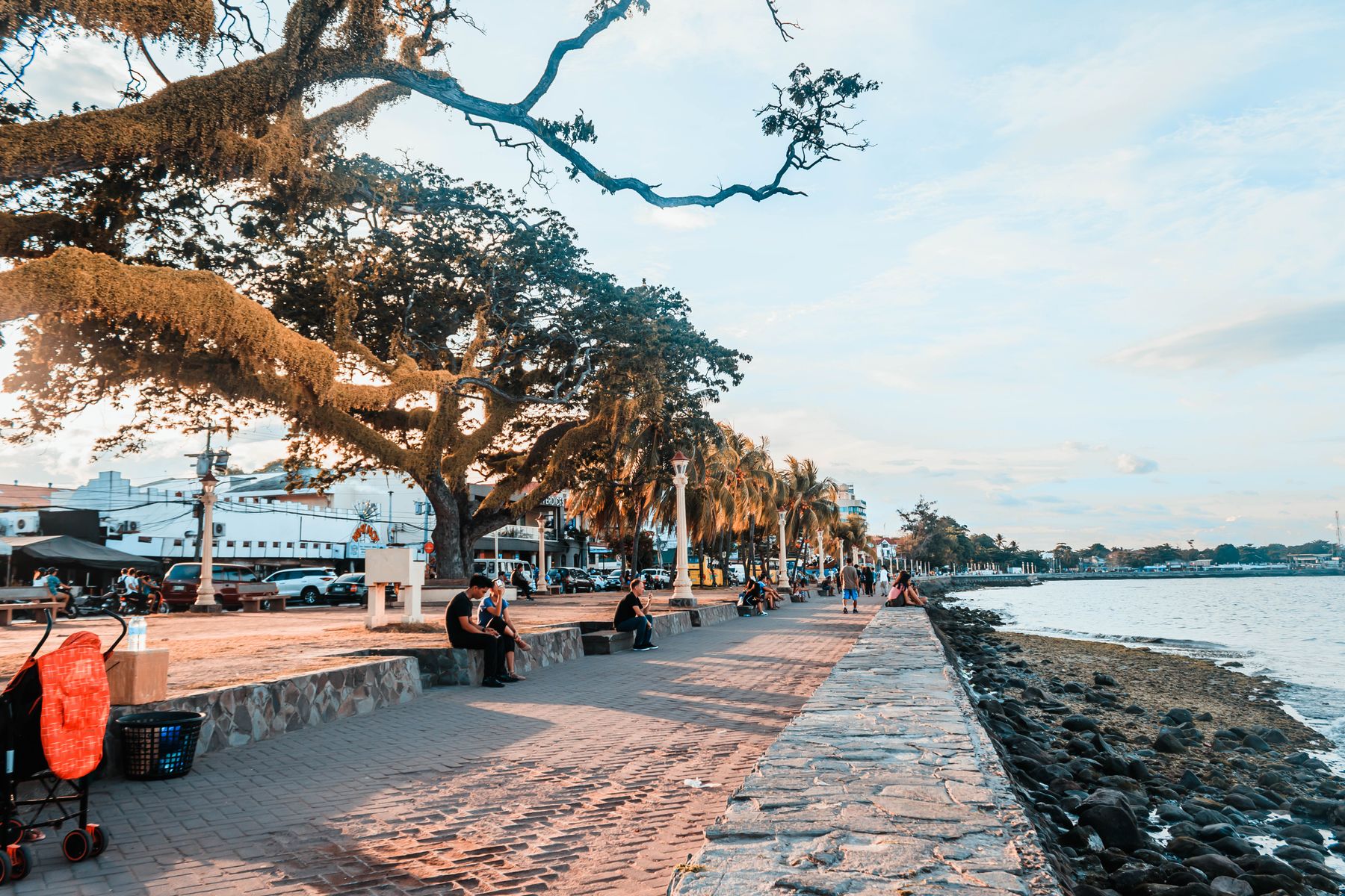 Best Time to Visit Mercedes de Oriente: Month by Month