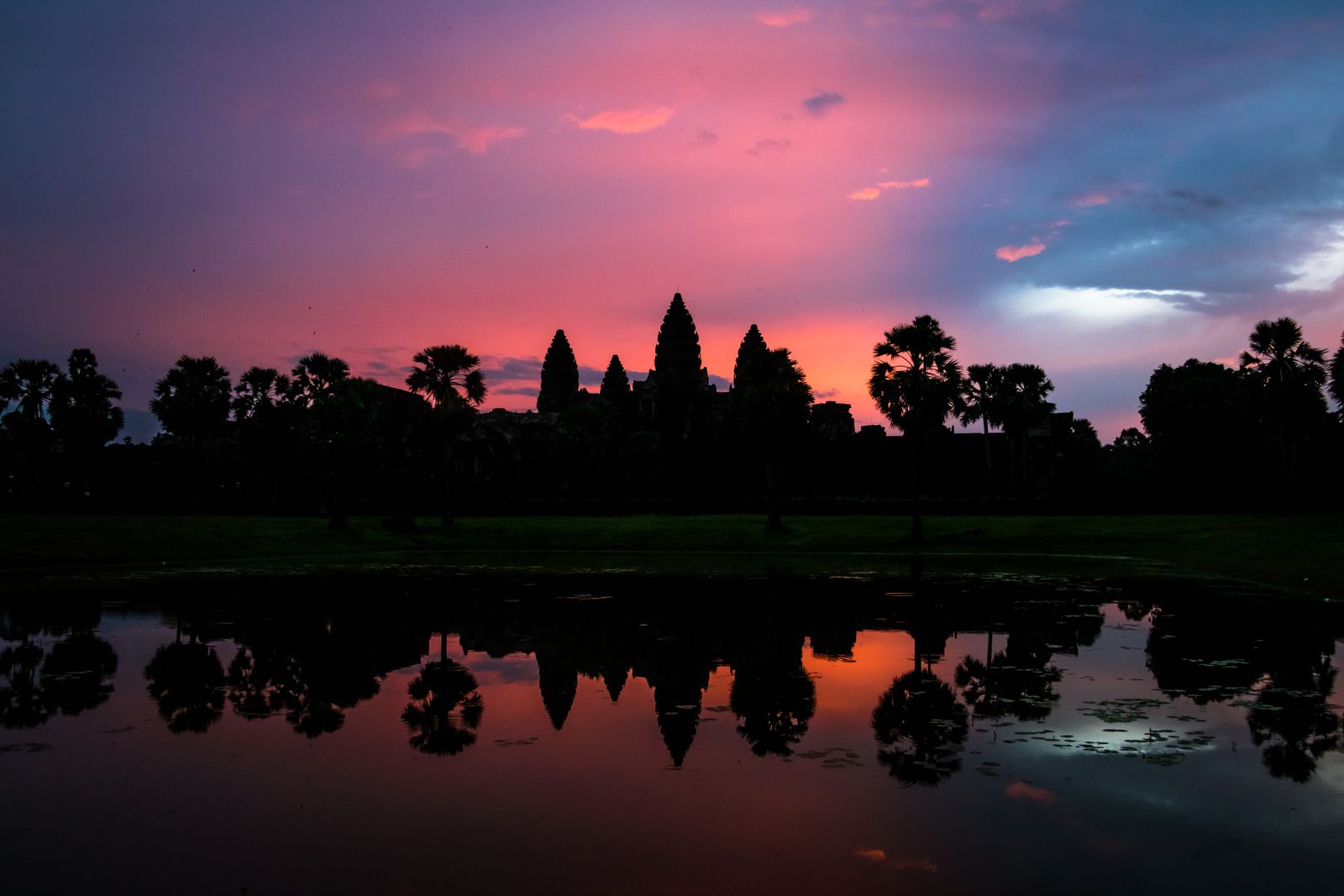Angkor Wat silhouetted at sunset, Cambodia — classic 7 day itinerary