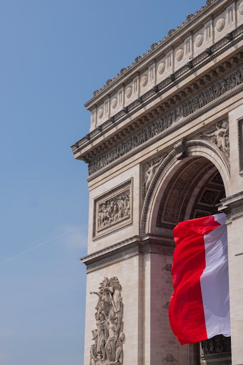 Ảnh lưu trữ miễn phí về Arc de triomphe, bức tượng, cờ