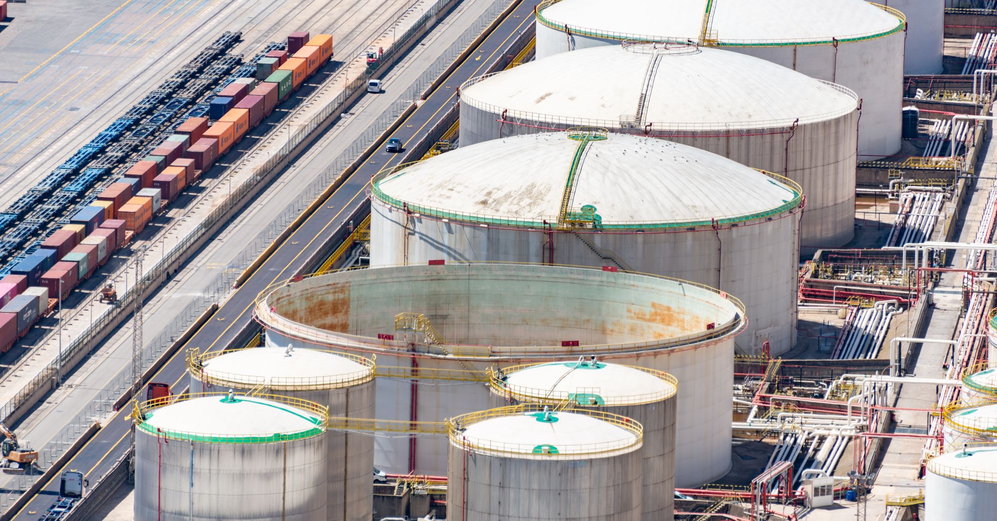 Vitol Pays $5.9 Billion to Traders as Annual Profit Halves to $4.2 Billion
