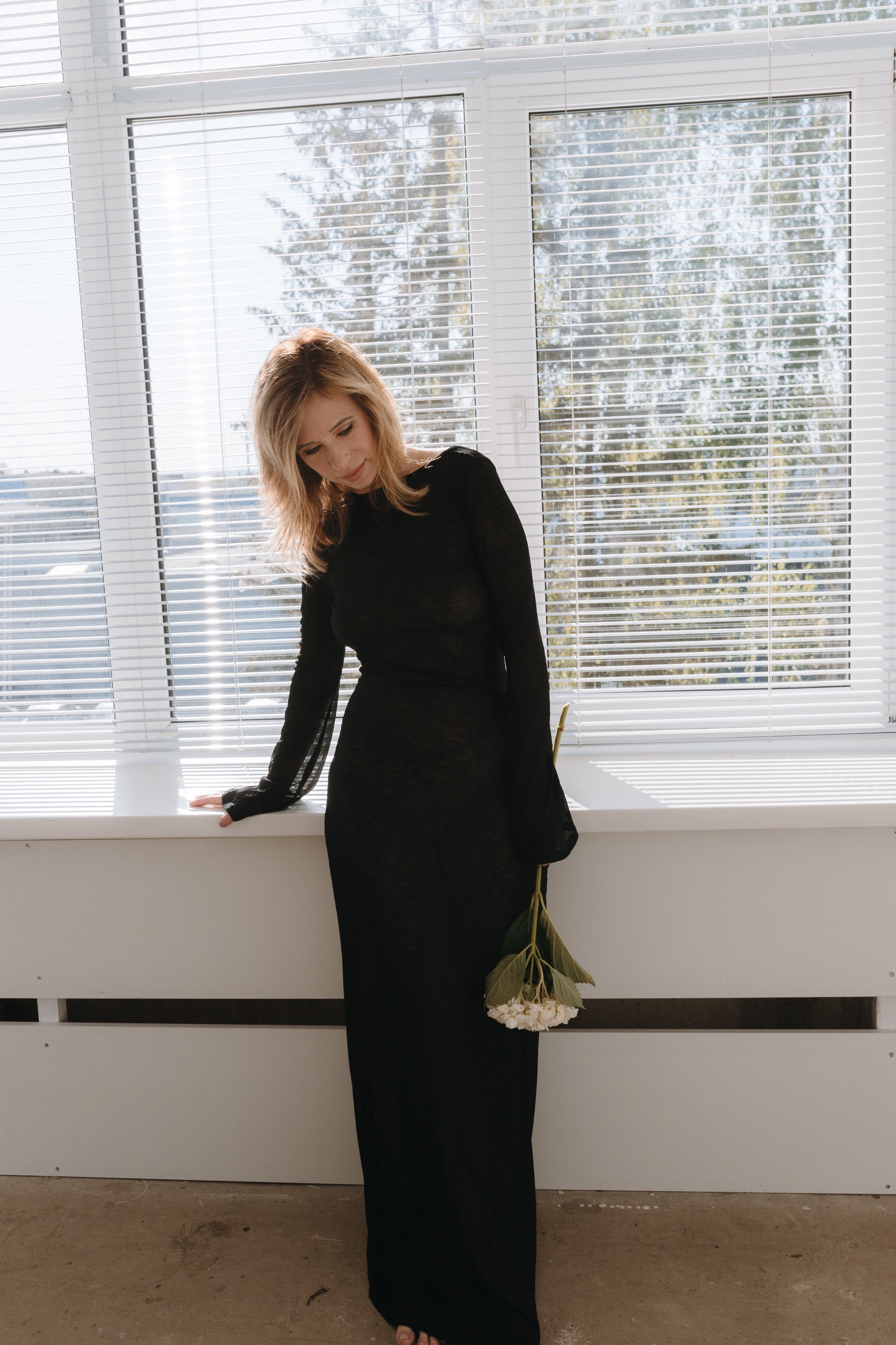 Shoes With Black Maxi Dress Photos, Download The BEST Free Shoes With Black  Maxi Dress Stock Photos & HD Images