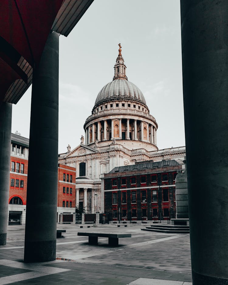 Photo Of St Paul's Cathedral During Daytime