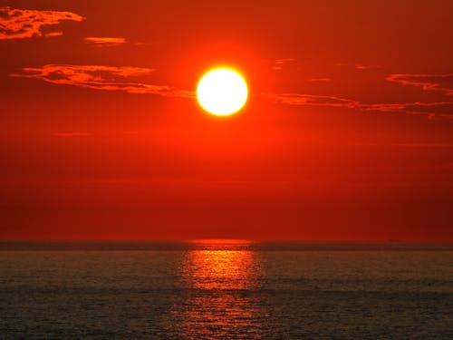 바다, 바다에서, 붉은 하늘의 무료 스톡 사진