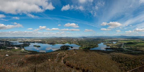 Panoramic view of Canberra as seen from Black Mountain 