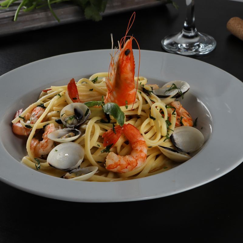 Baked Seafood Pasta with White Wine and Garlic