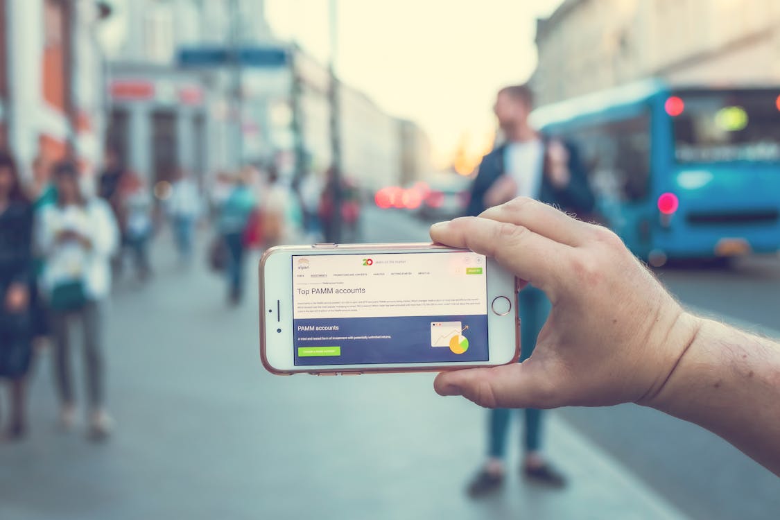 Spot The A Chatbots For Customer Service Professional