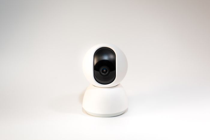 Biometric access control device