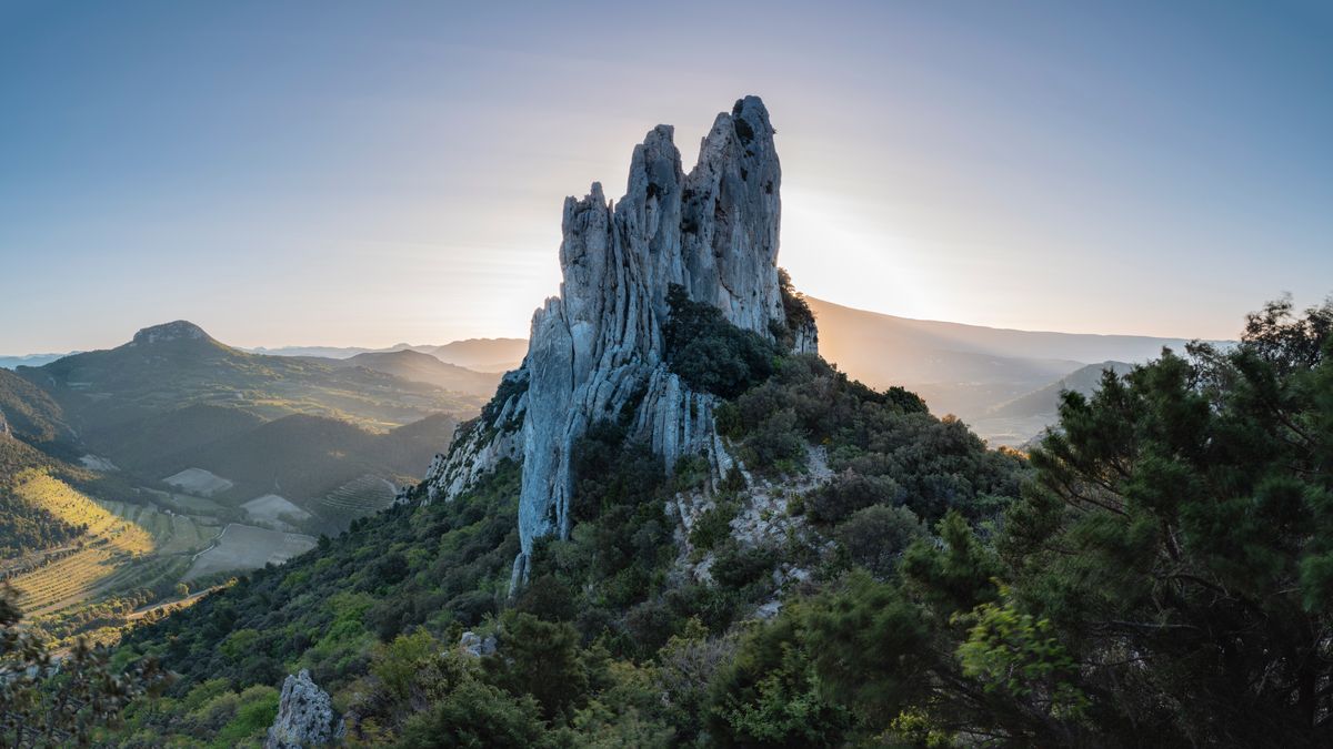 Les 10 plus belles boucles de randonnée à faire autour du Pic Saint-Loup - illustration