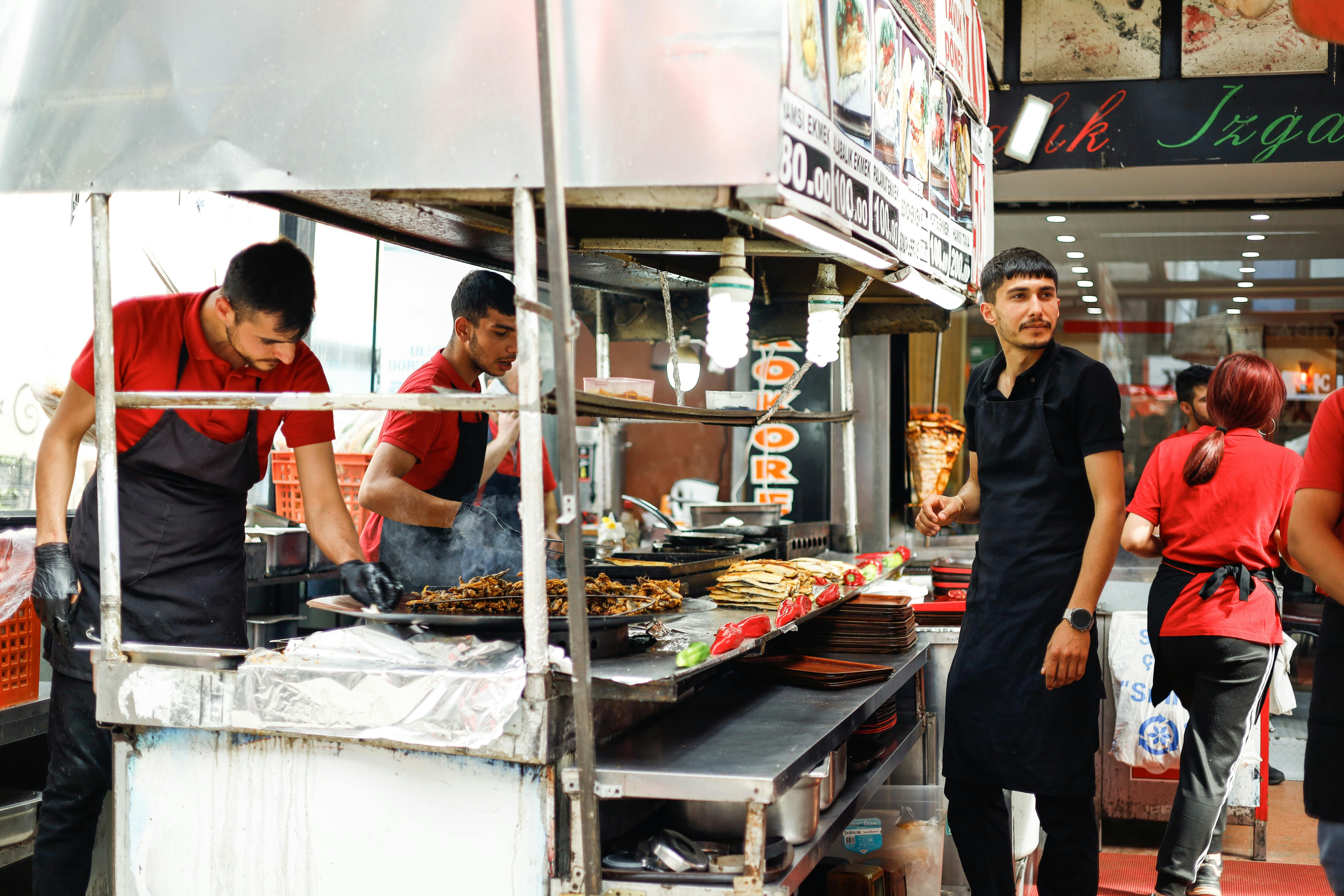 Exploring the Vibrant Urban Food Scene