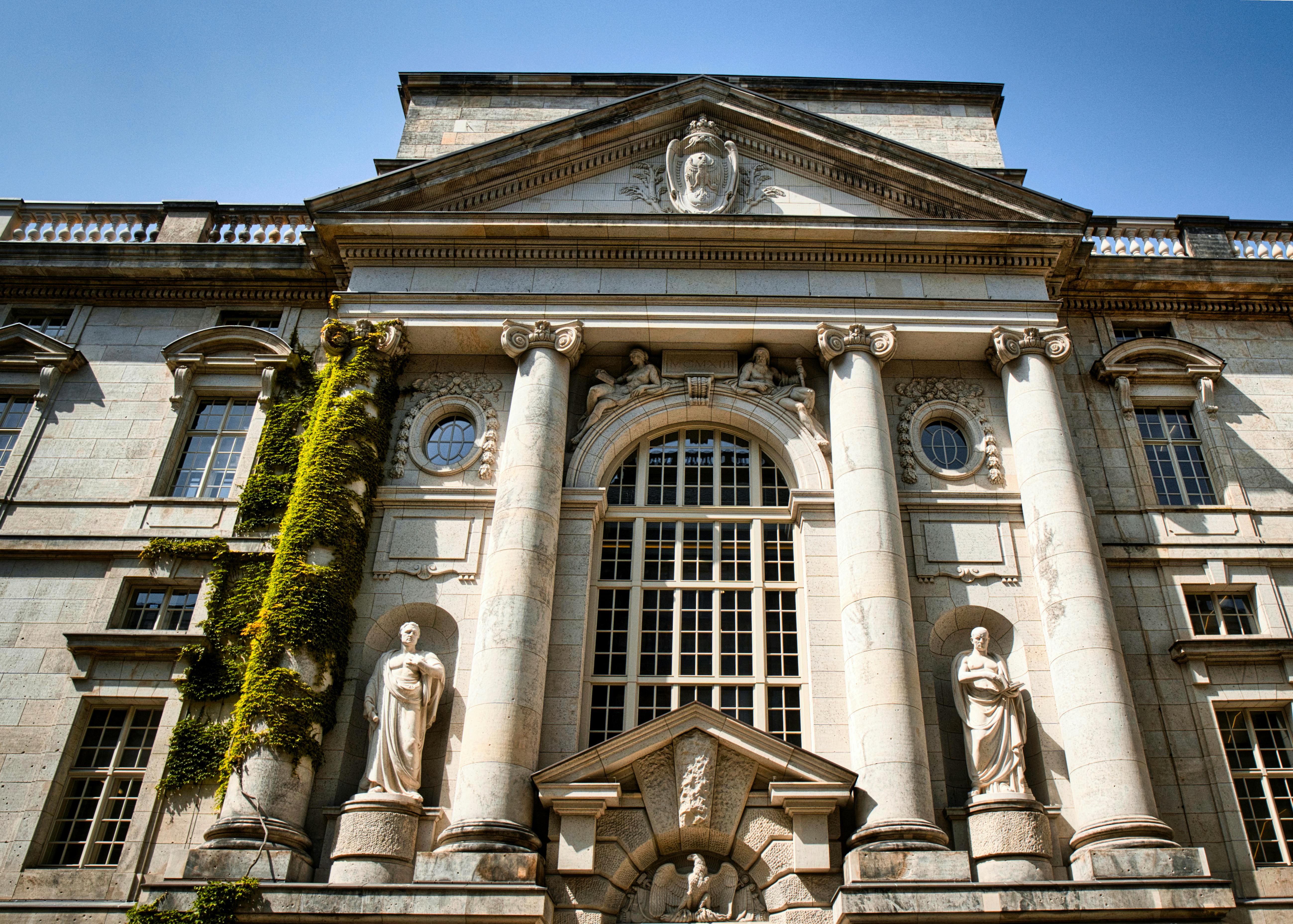 University to change “confusing” general education requirements — Photo by Travel with  Lenses on Pexels