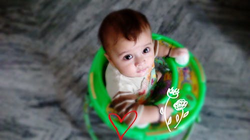 かわいい赤ちゃんの壁紙の無料の写真素材 かわいい赤ちゃんの壁紙の無料の写真素材