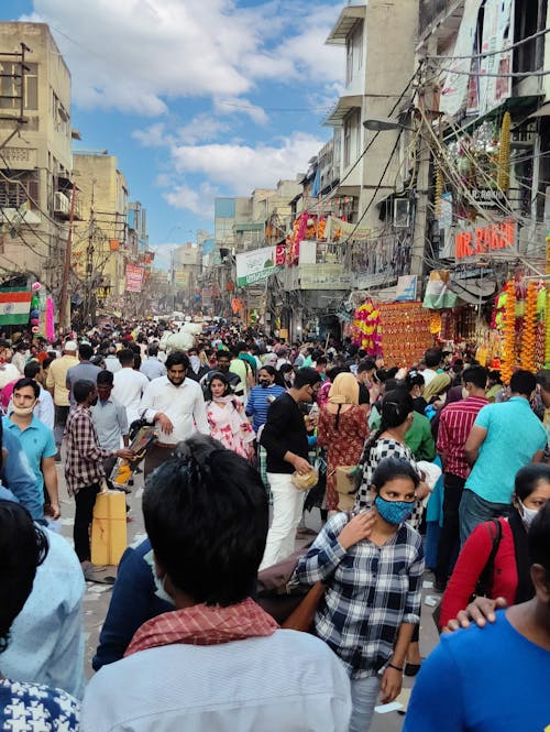 Busy Market of Sadar Bazaar