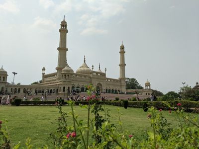 lucknow (lakhnau)
