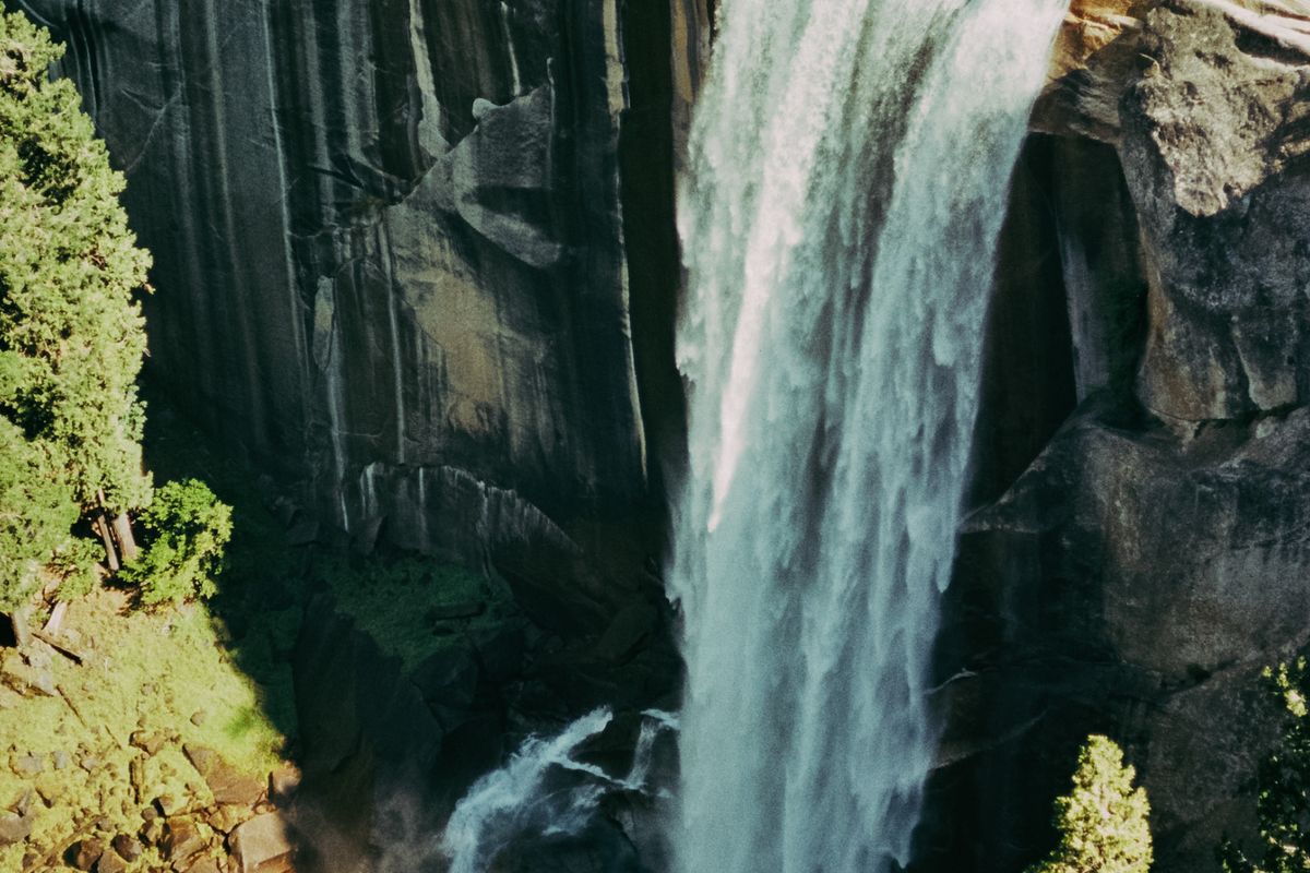 Vernal Falls flowing in Yosemite