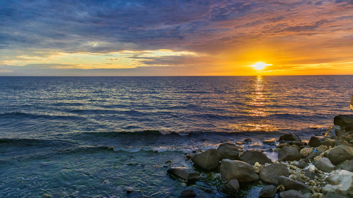 Sunset over the Red Sea coastline at Jeddah, Saudi Arabia