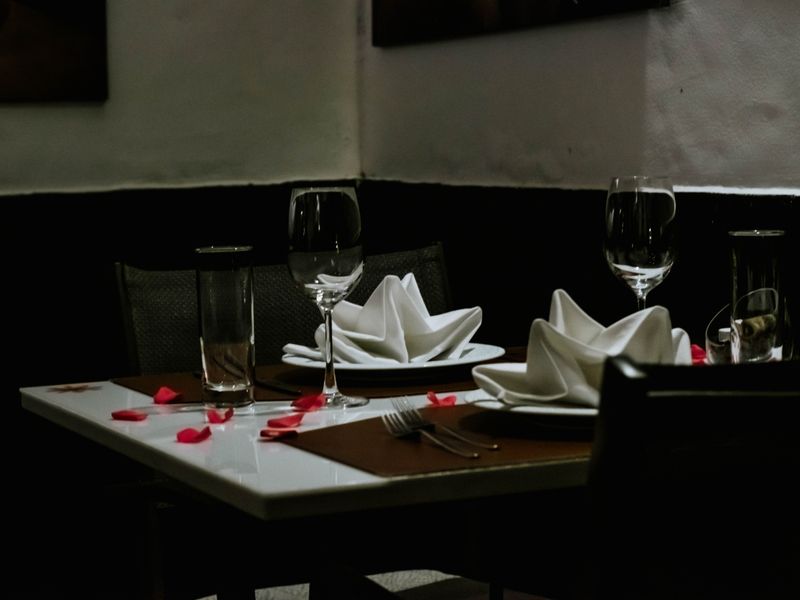 Hand-thrown Ceramic Dining Set