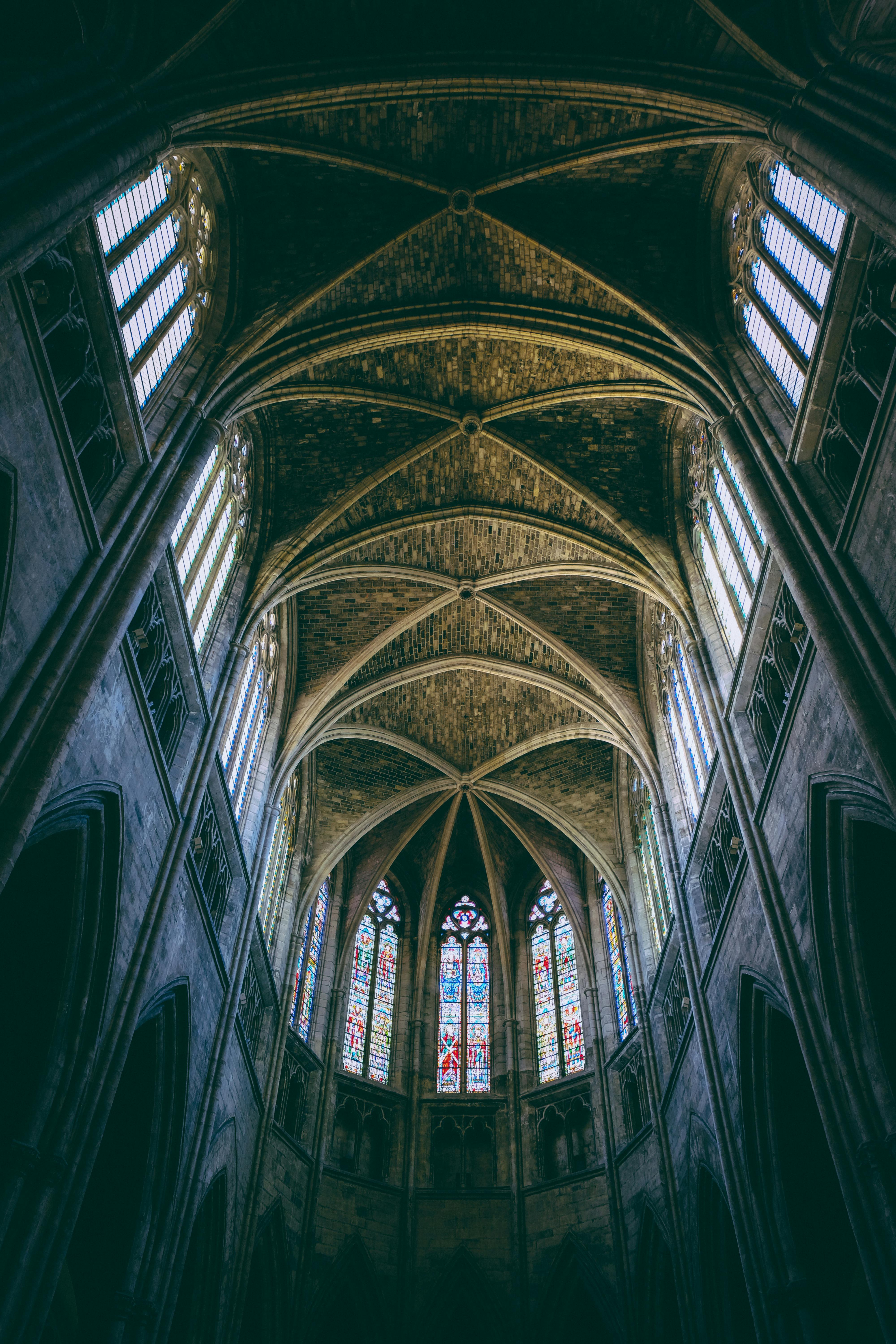 Cathedral Ceiling · Free Stock Photo
