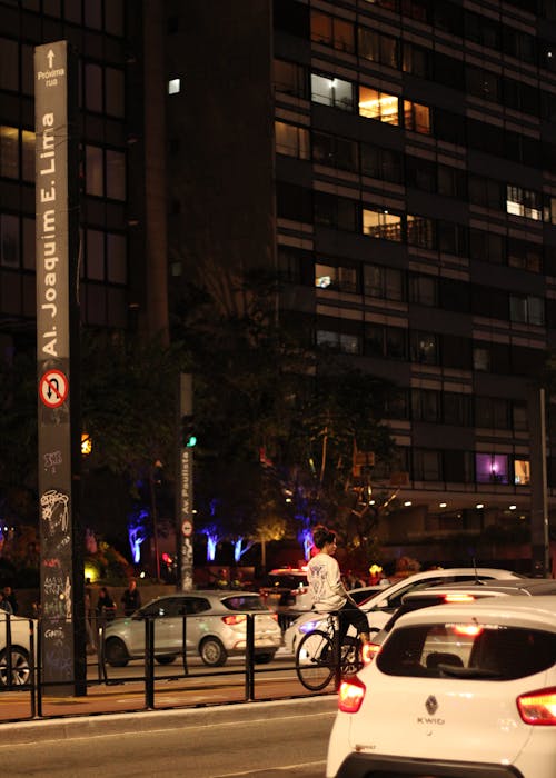 Foto profissional grátis de avenida paulista, bicicleta, ciclista