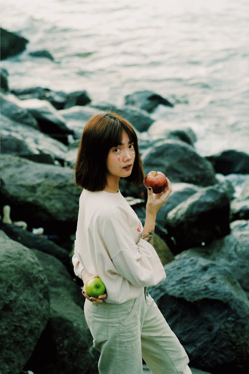 Ingyenes stockfotó álló kép, almák, ázsiai lány témában Stockfotó