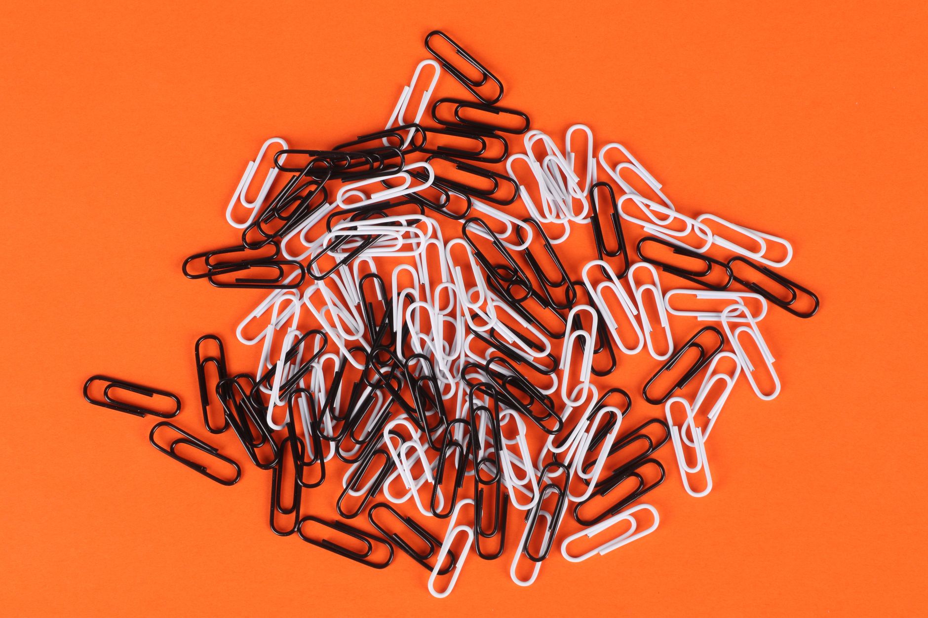 Best Paper Clips 2026: Standard, Binder & Jumbo Picks