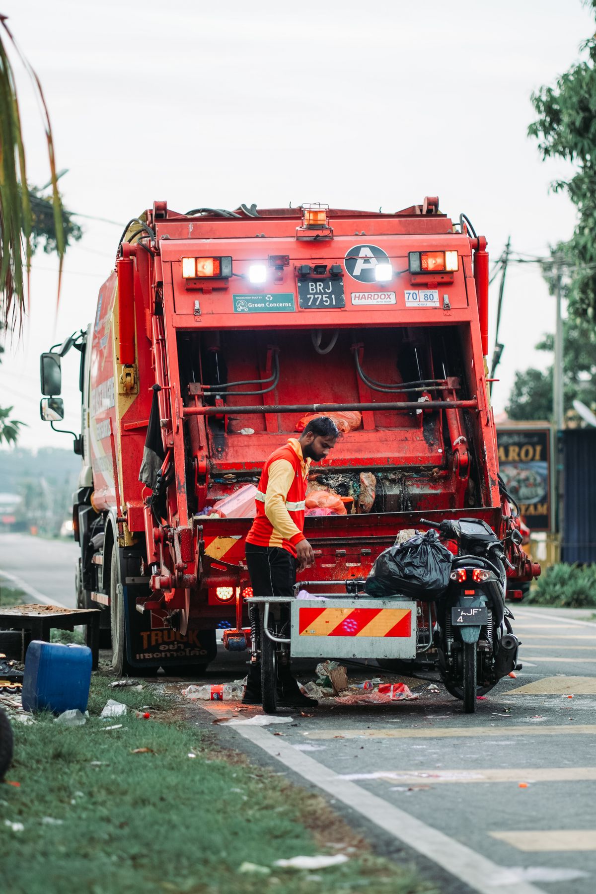 Malaysian-registered commercial lorry working at the roadside in Klang, Selangor
