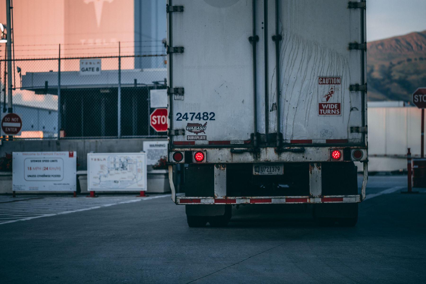 Dry van freight trailer at a U.S. commercial loading facility