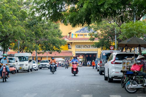 Via Chợ Bình Tây