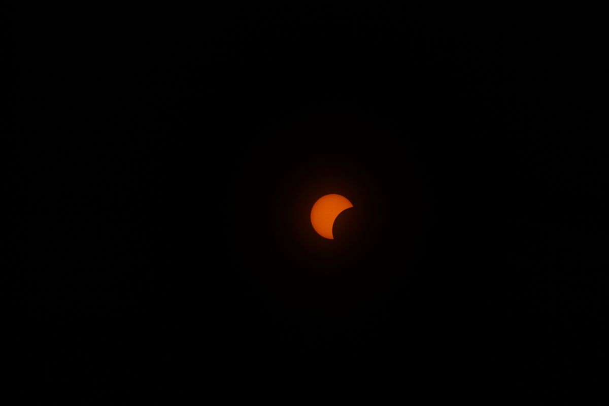 Red Moon during Eclipse · Free Stock Photo