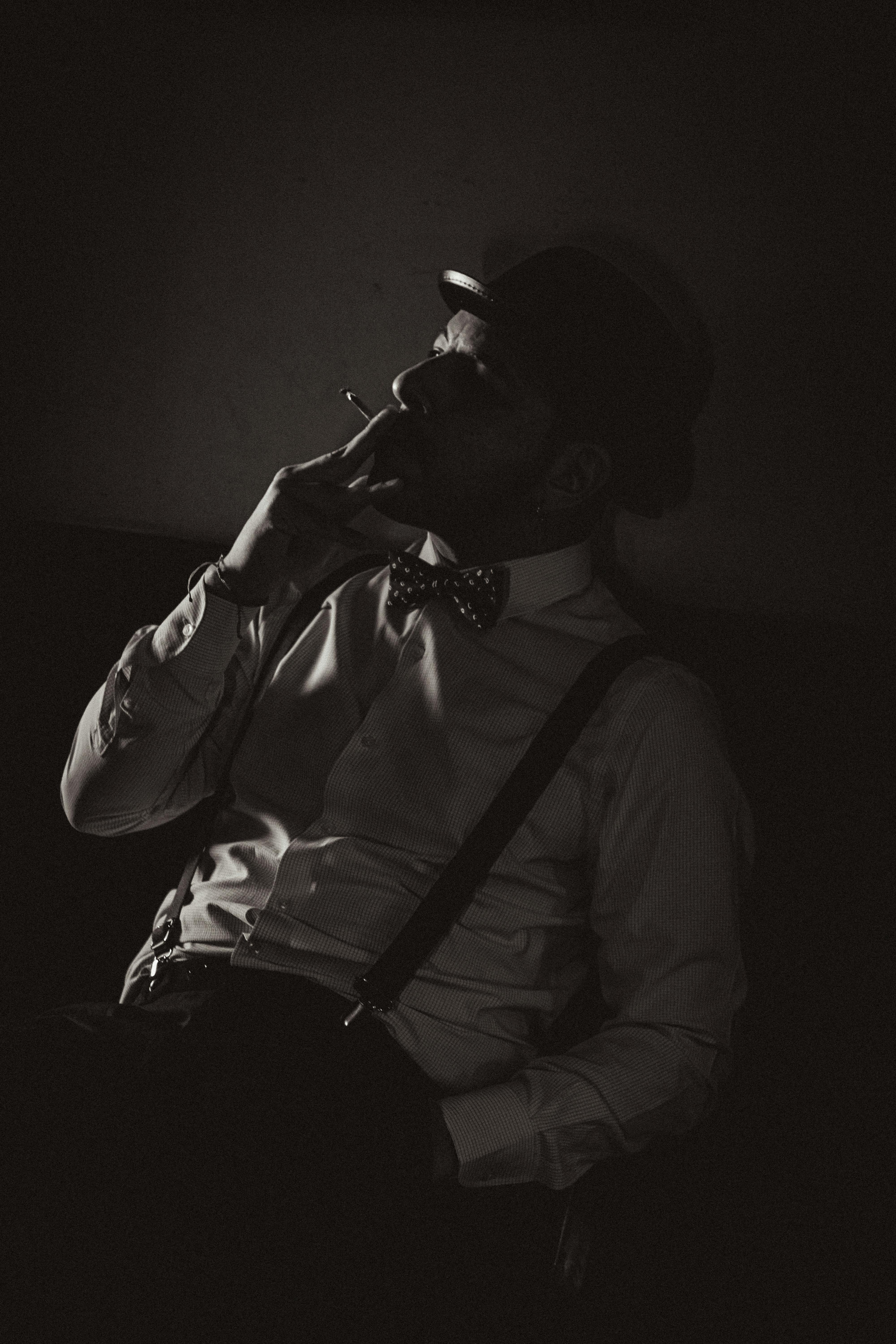 Gratis Fotos de stock gratuitas de artístico, blanco y negro, caballero Foto de stock