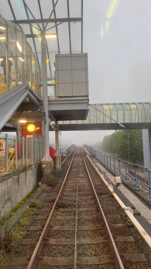 Fotos de stock gratuitas de neblina densa, tren eléctrico