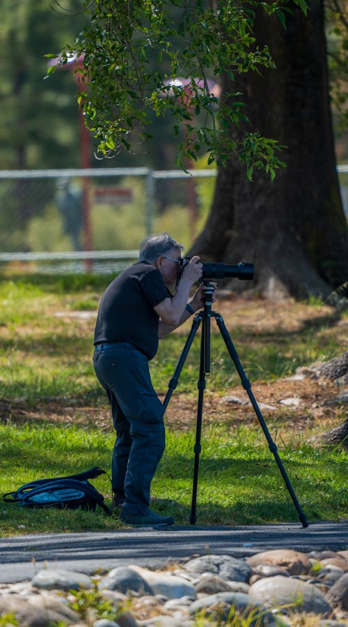 Photographer photographing another photographer