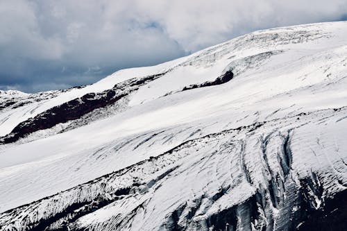 Foto profissional grátis de alpino, alto, cênico