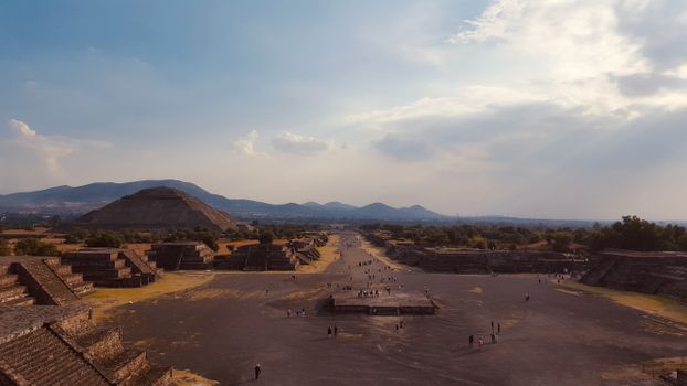 Teotihuacán pyramids at dawn — Mexico City