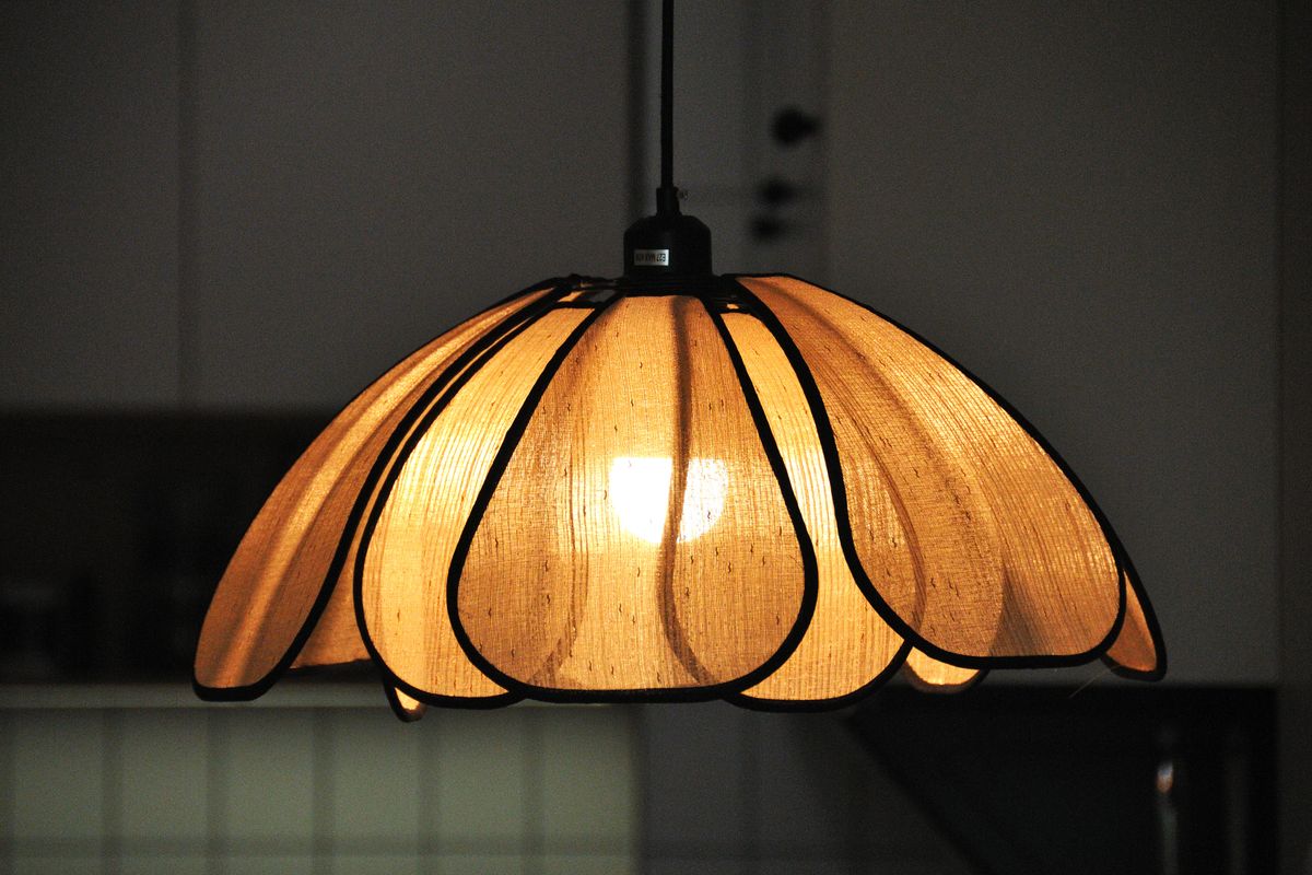 Lampenschirme selber gestalten: 9 DIY-Ideen für Wohn-Akzente — Variation