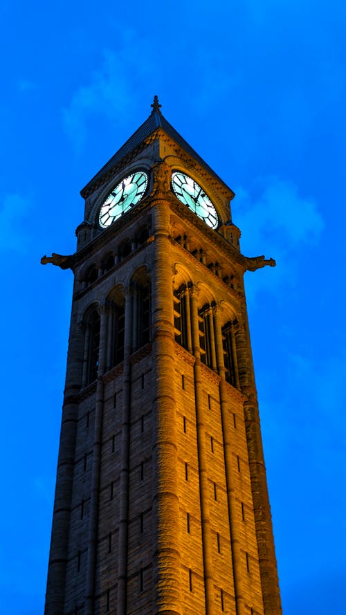 Clock tower 