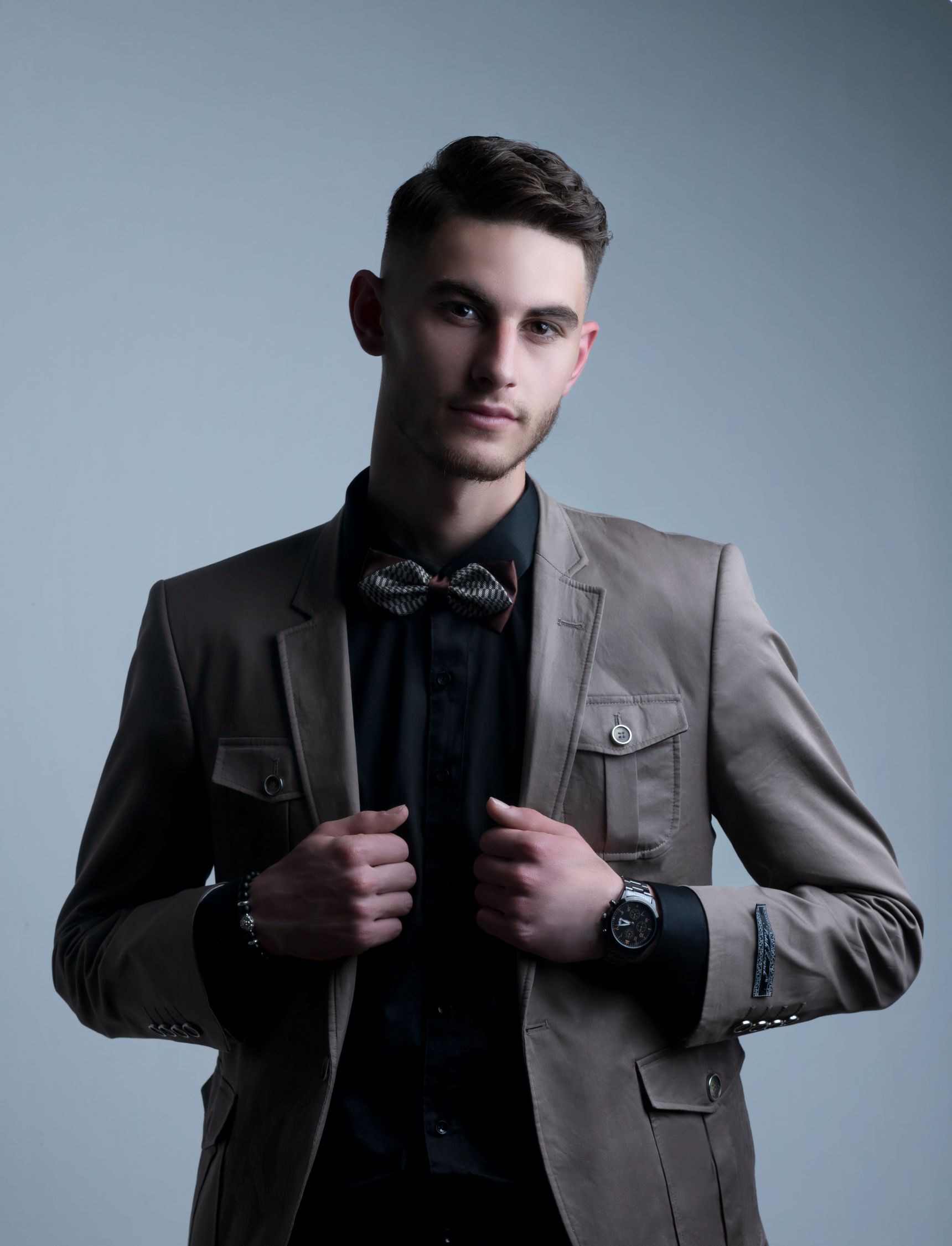 Man In Dress Shirt Free Stock Photo man-in-dress-shirt-free-stock-photo