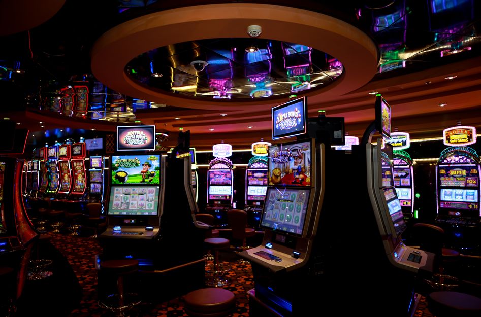 Online Casino: Spielautomaten und Live-Spiele im Überblick