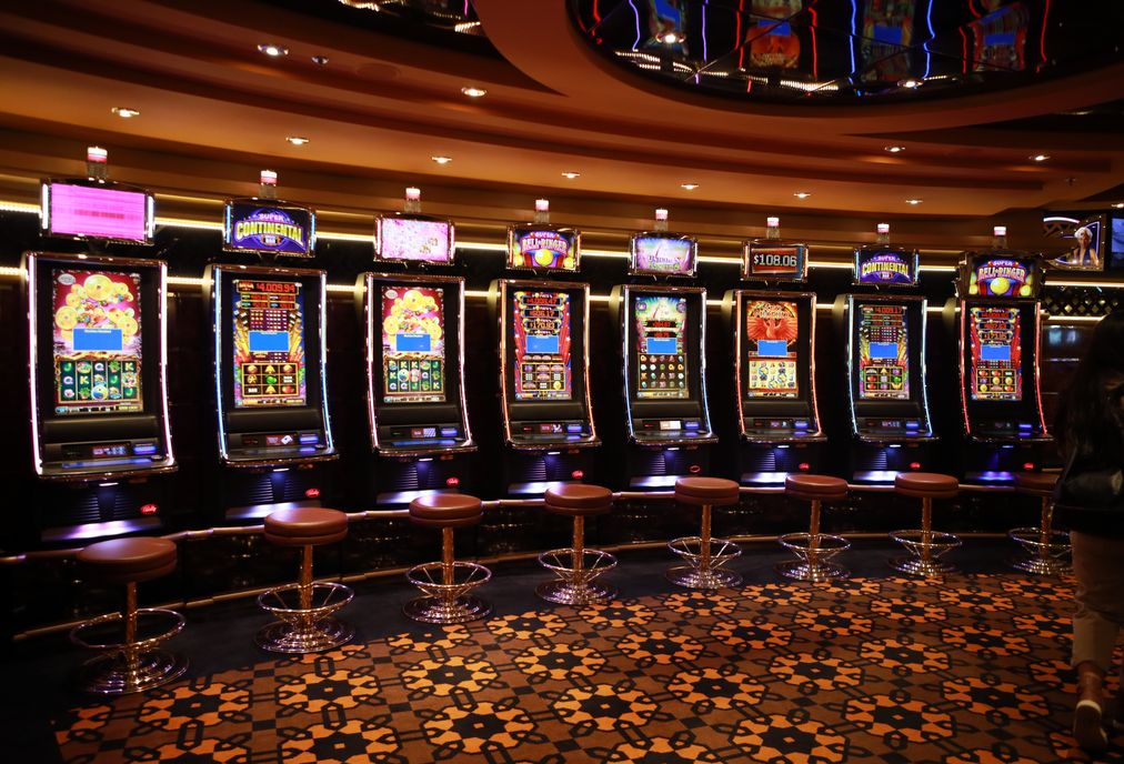Legiano: Im Vergleich: Cashback vs. Reload-Bonus 1 Online Casino: Spielautomaten und Live-Spiele im Überblick