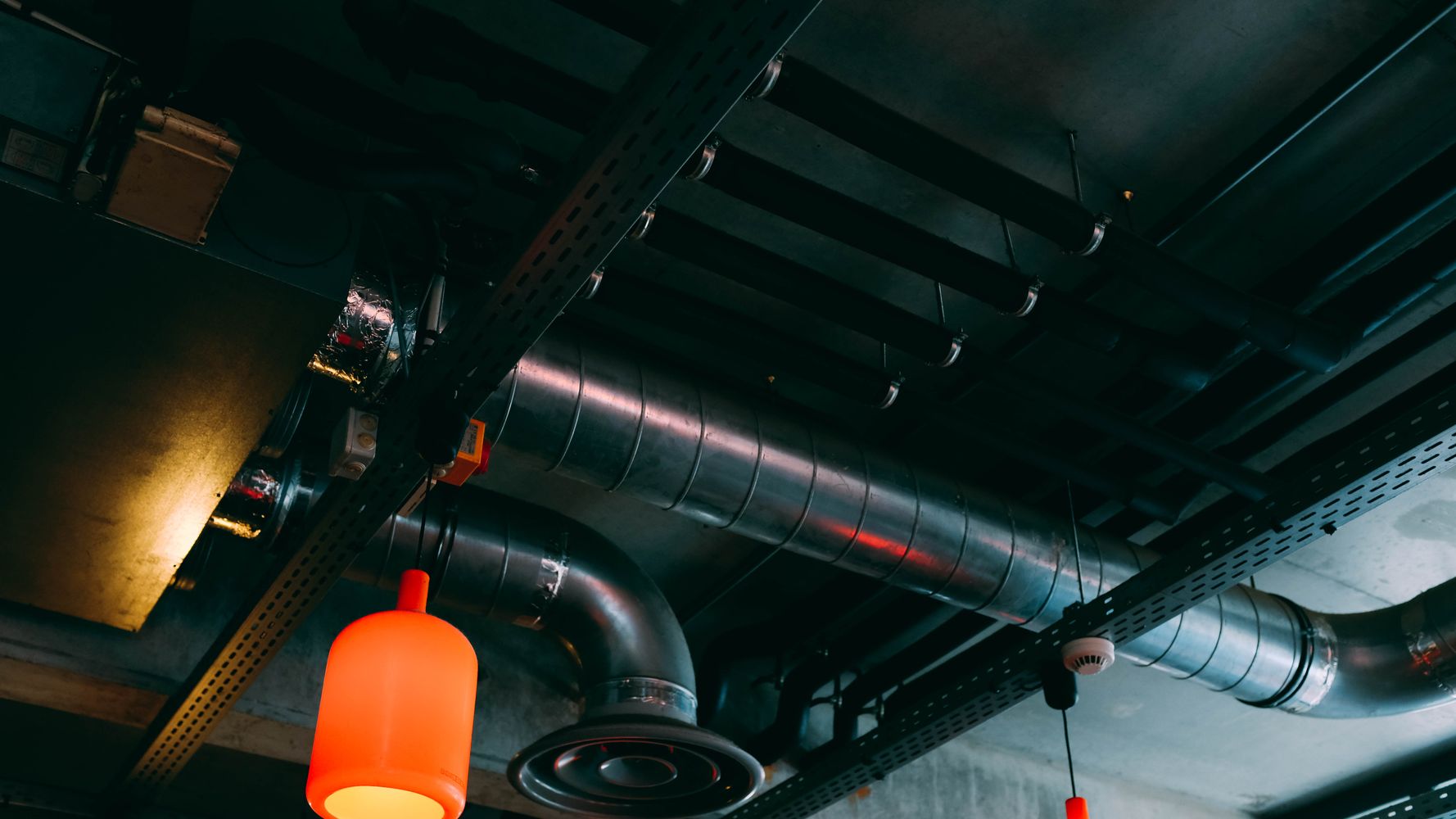 Commercial ceiling ventilation ducts and industrial ductwork