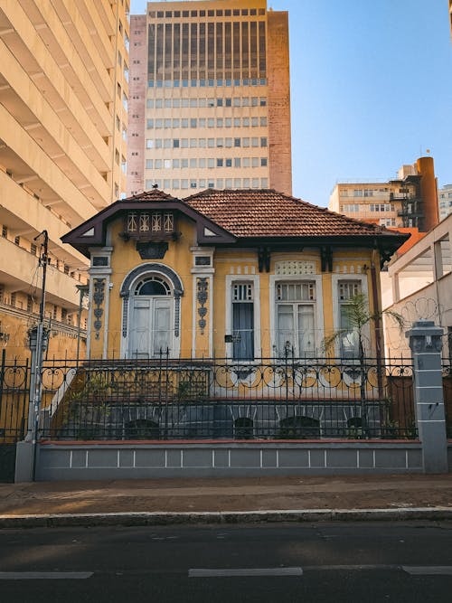 Casa Antiga // Old House