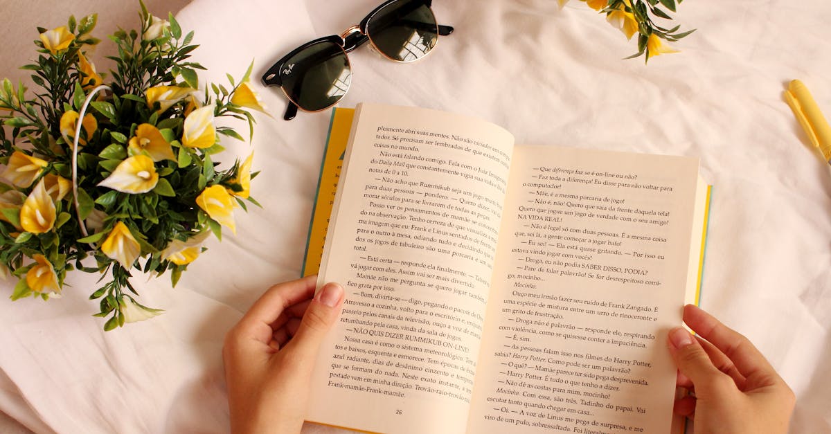 momo公布2025年度10大暢銷書榜:AI科技與內在修復引領閱讀新趨勢