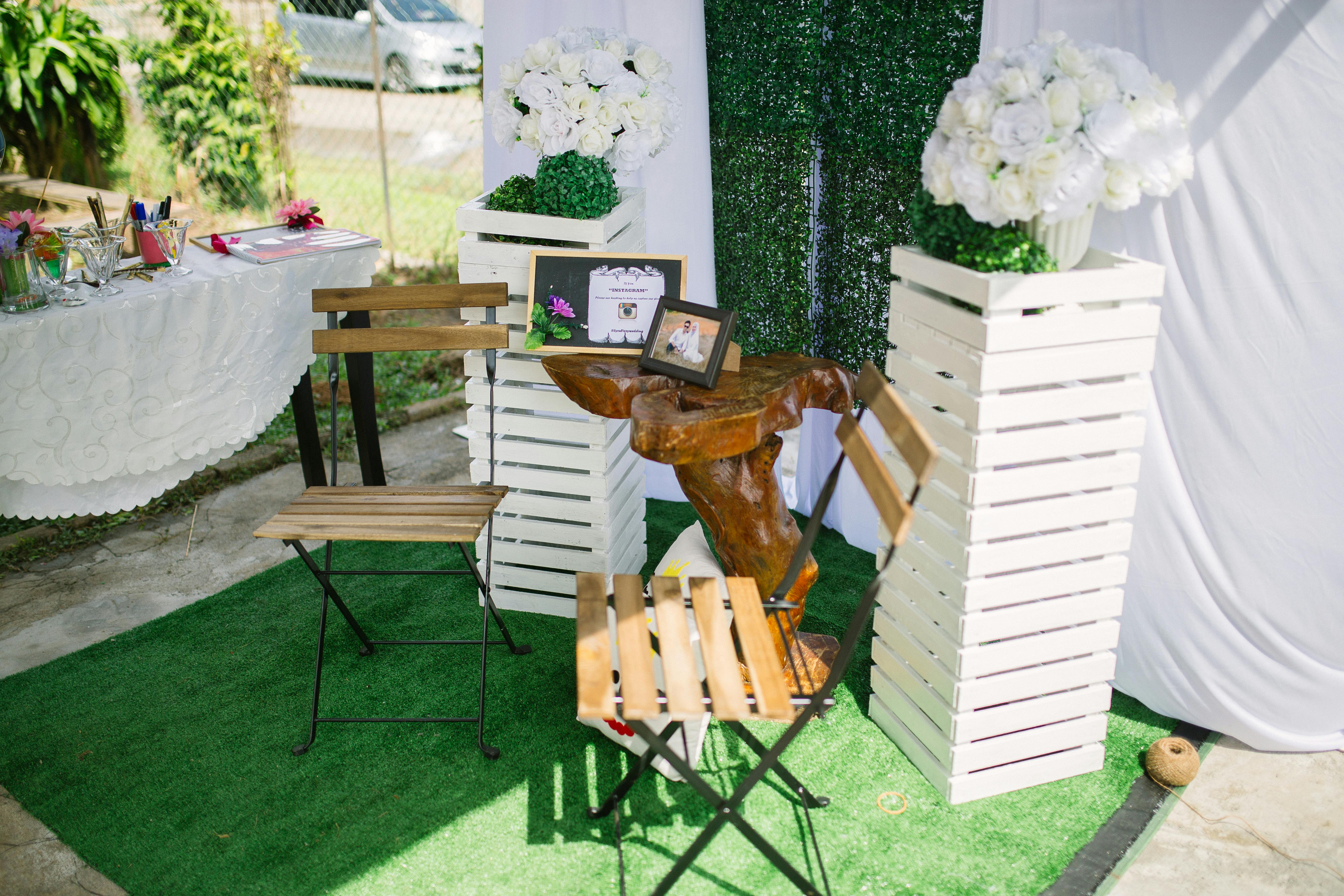 Chairs on Grass · Free Stock Photo