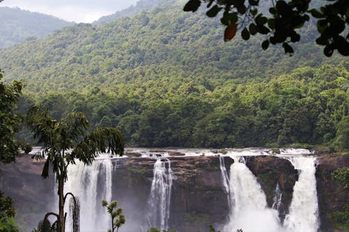 Vista Panoramica Della Cascata