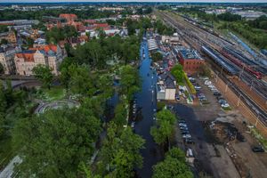 SRT cancels 10 eastern trains as floodwater covers railway tracks