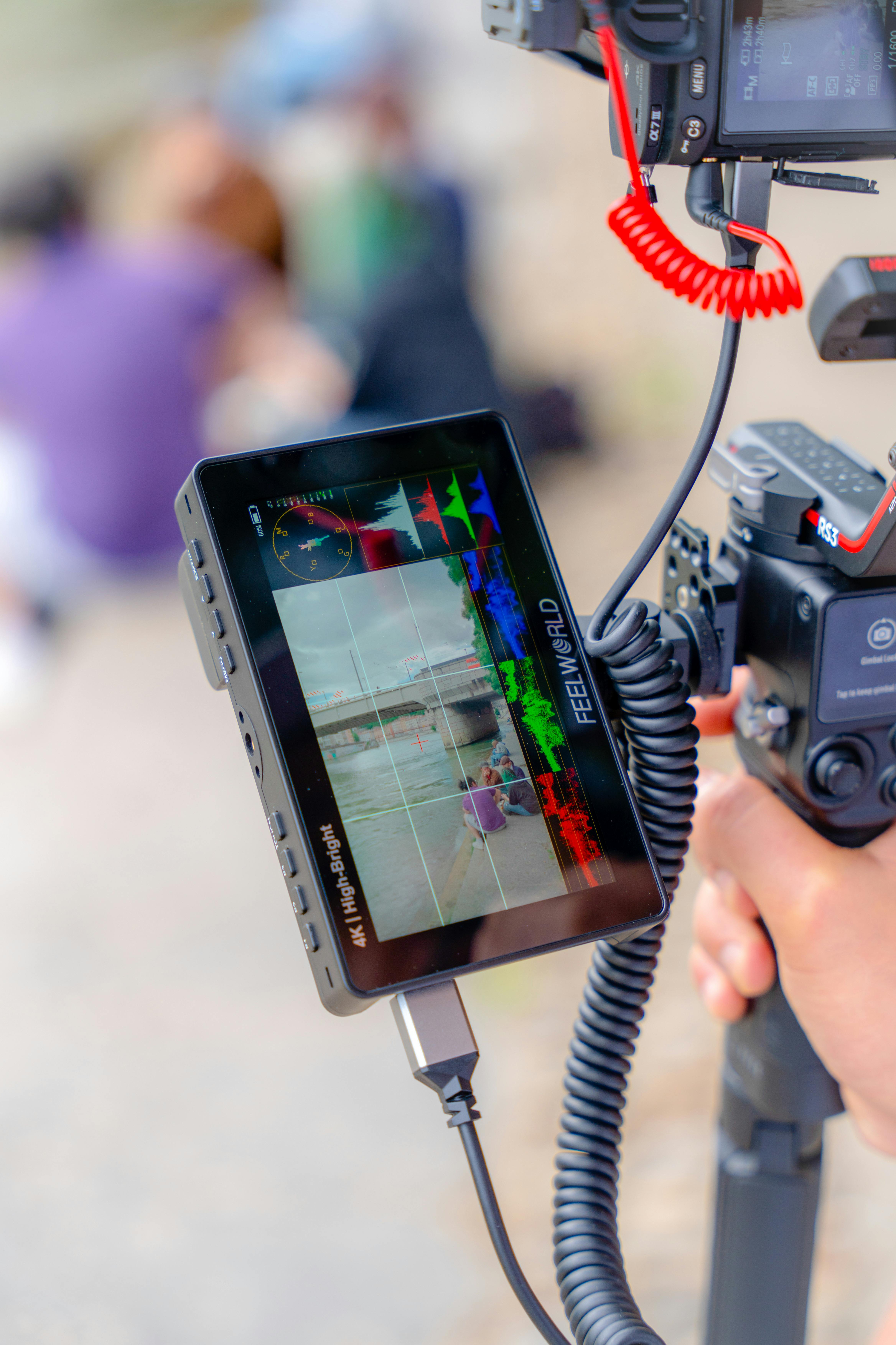 screen on camera for video recording